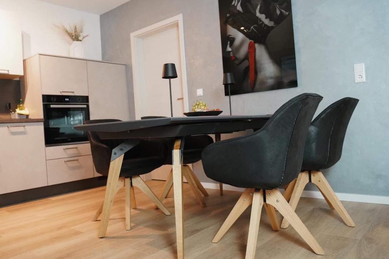 Paderborn-Oase Mit Kamin-Balkon-Stilvolles Zuhause-Self Check-Parkplatz Zewnętrze zdjęcie